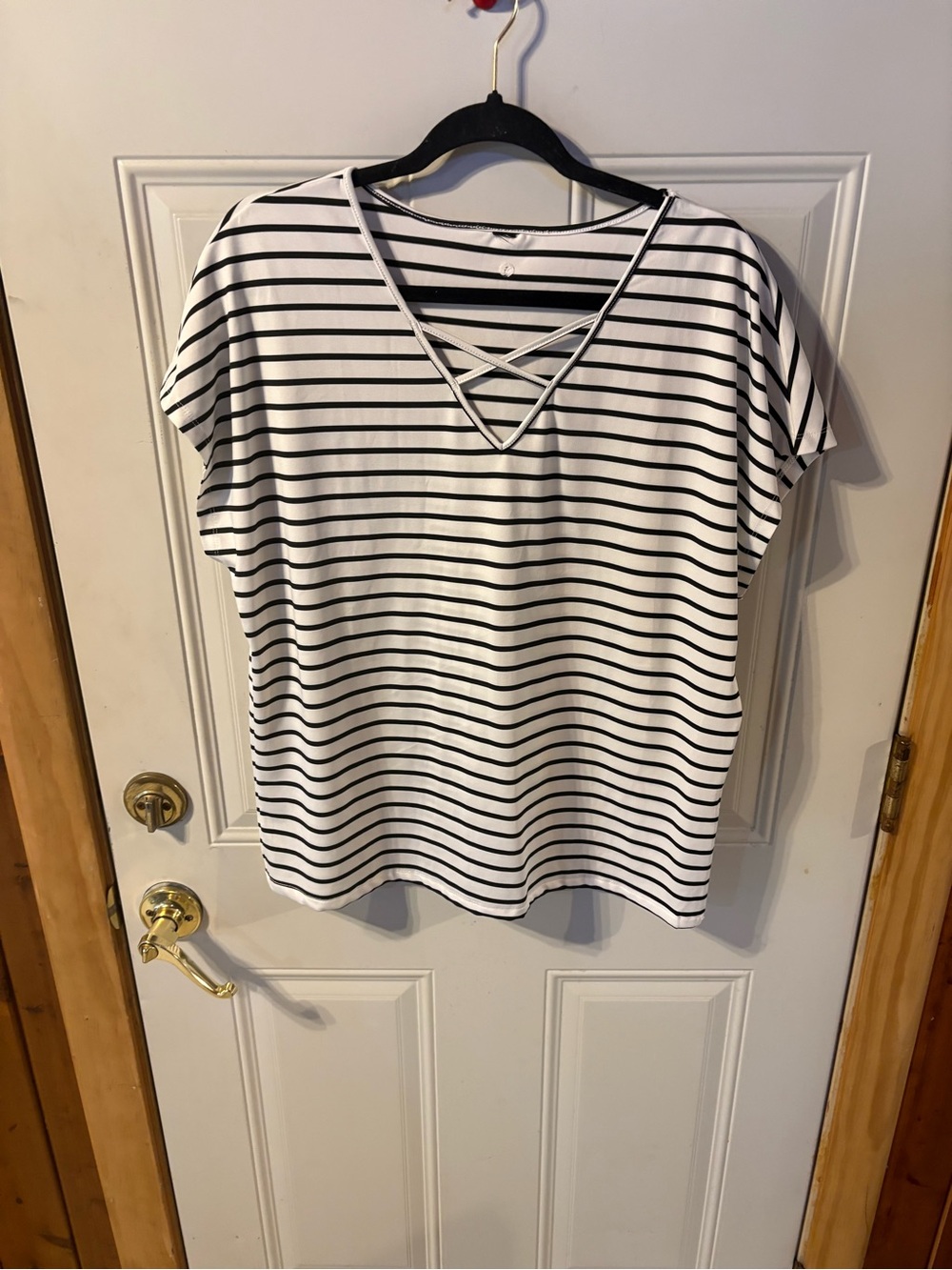 Classic Striped V-Neck Women's Top - White with Black Stripes Size1X/2X